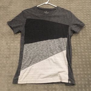 American Eagle Monochrome Geometric Shirt